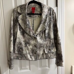 V Cristina Gray and White Patterned Blazer with Notched Lapel